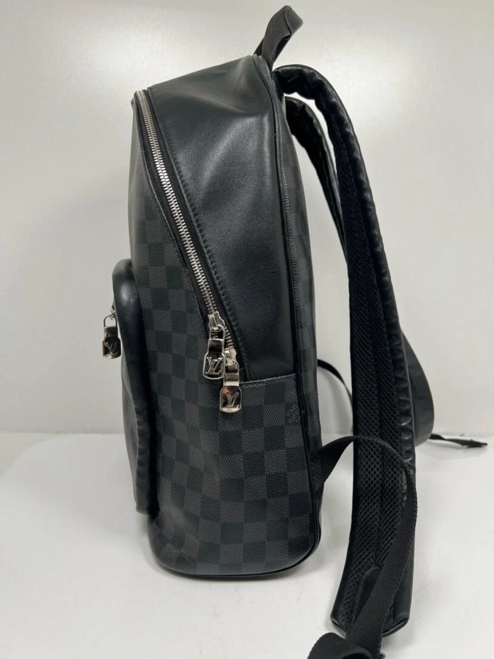 Louis Vuitton Josh Backpack Black Leather Damier Graphite - Picture 6 of 15